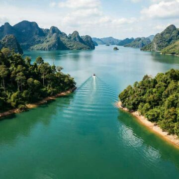 thailand-is-redefining-luxury-travel-in-2026-by-putting-wellness-at-the-heart-of-its-tourism-strategy,-attracting-millions-of-visitors-and-generating-record-breaking-revenue-through-holistic,-restorative,-and-responsible-experiences