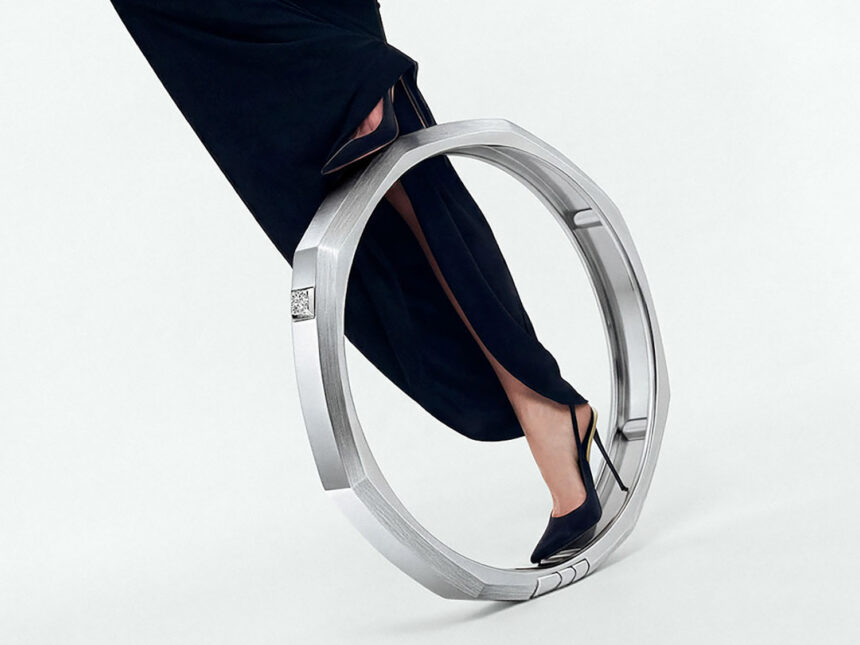 diamonds-are-worn-with-modern-inspiration-this-season